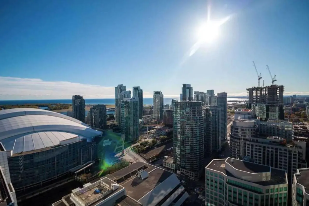 Executive Suite-Lakeview-Free Parking Toronto